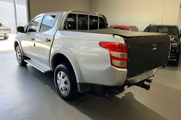 2016 Mitsubishi Triton GLX MQ