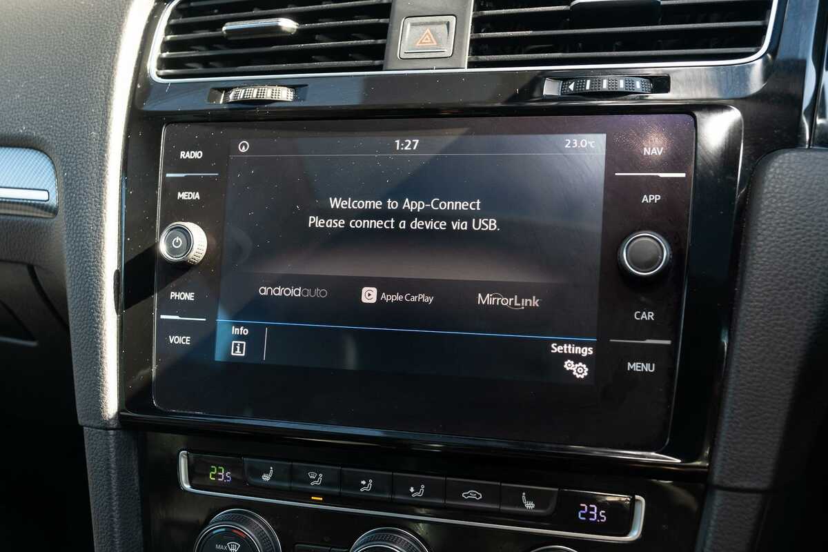 2017 Volkswagen Golf 110TSI Highline 7.5