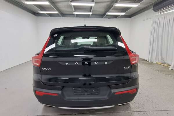 2019 Volvo XC40 T4 Inscription