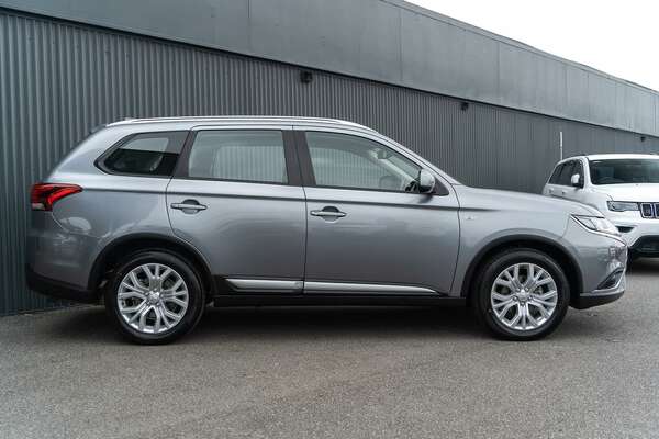 2019 Mitsubishi Outlander ES ZL