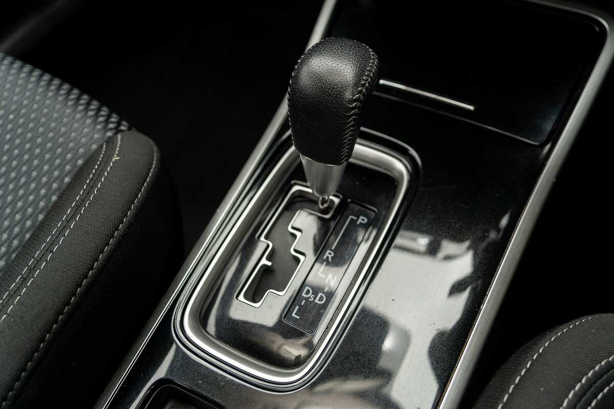 2019 Mitsubishi Outlander ES ZL