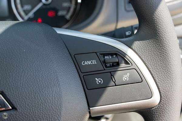 2023 Mitsubishi Triton GLX MR