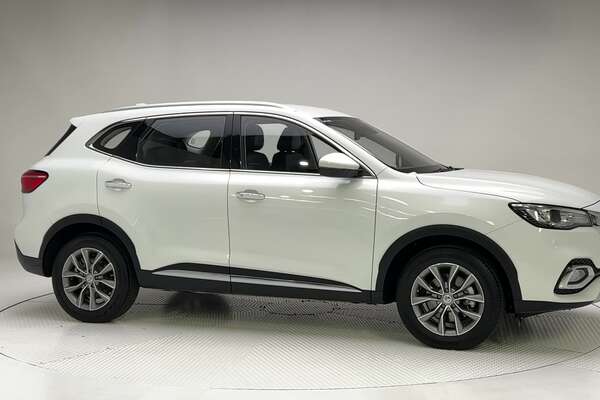 2022 MG HS Vibe SAS23