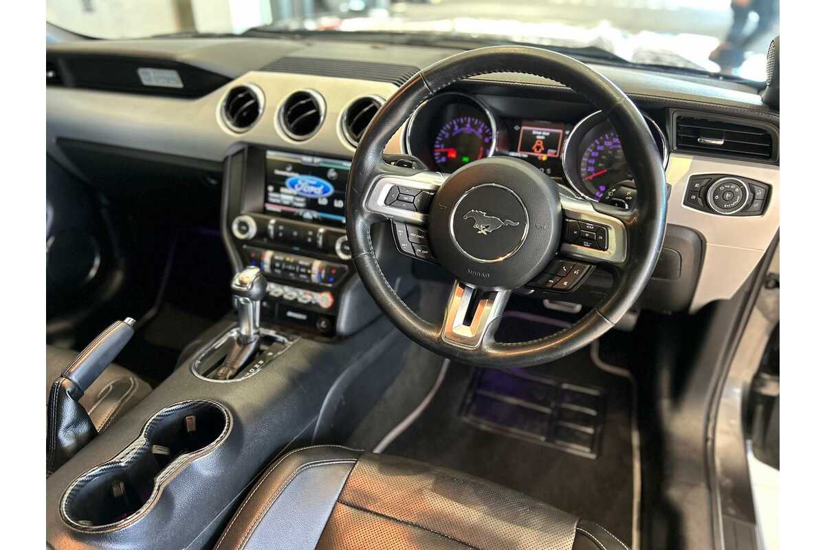 2015 Ford Mustang  FM