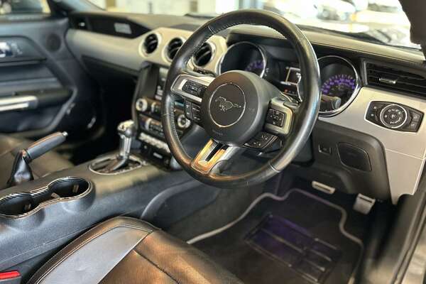 2015 Ford Mustang  FM