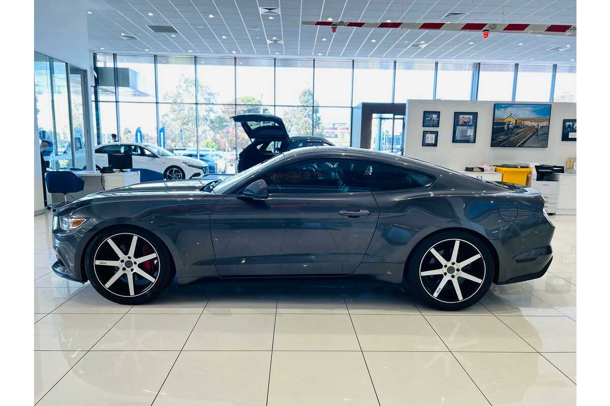 2015 Ford Mustang  FM
