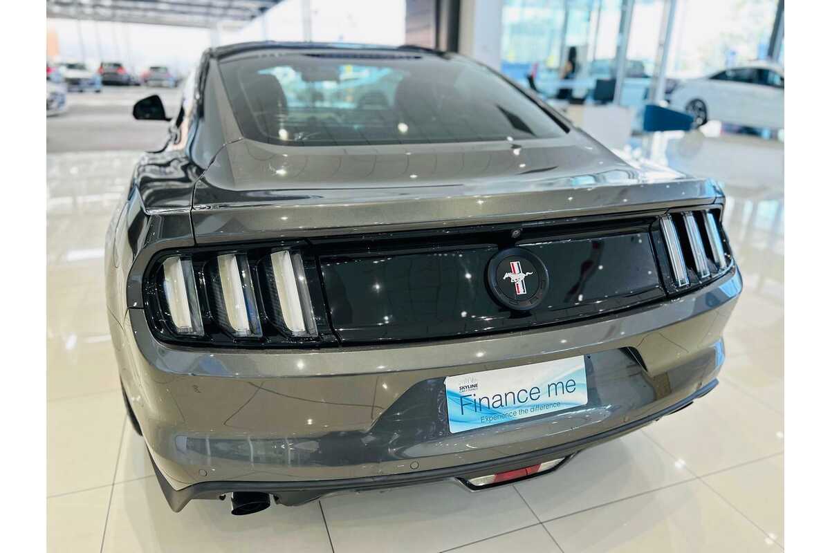 2015 Ford Mustang  FM
