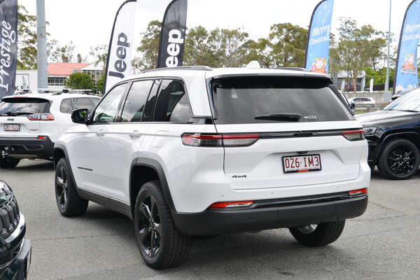2022 Jeep Grand Cherokee Night Eagle WL