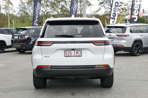 2022 Jeep Grand Cherokee Night Eagle WL