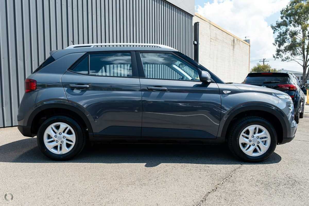 2023 Hyundai Venue  QX.V5