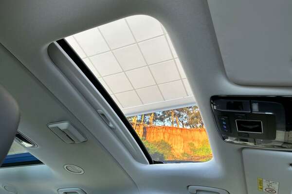 2023 Hyundai STARIA Highlander US4.V2