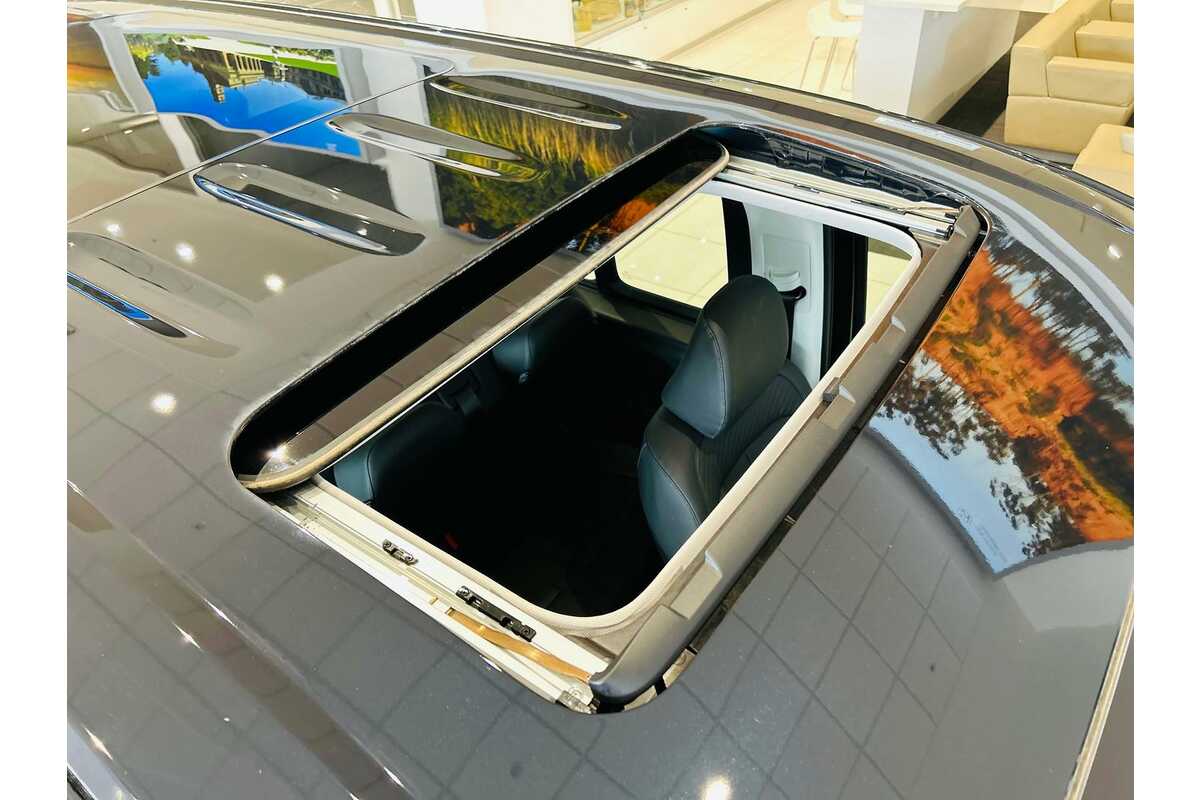 2023 Hyundai STARIA Highlander US4.V2