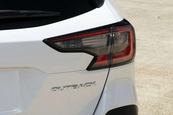 2023 Subaru Outback AWD Touring 6GEN