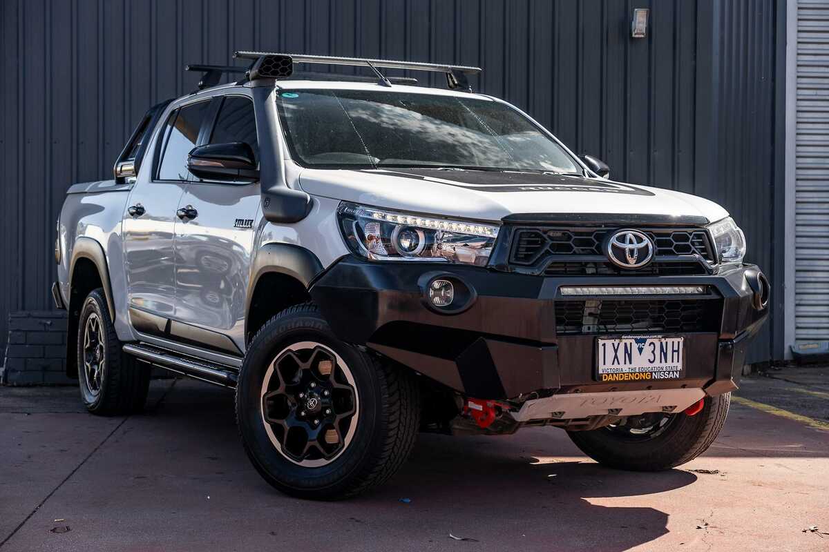 Hilux rugged online x bullbar