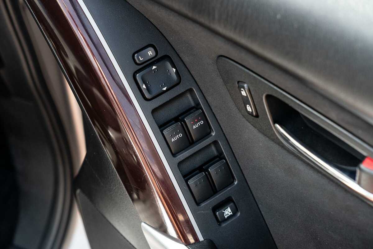 2015 Mazda CX-9 Luxury TB Series 5