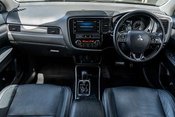 2018 Mitsubishi Outlander Exceed ZL
