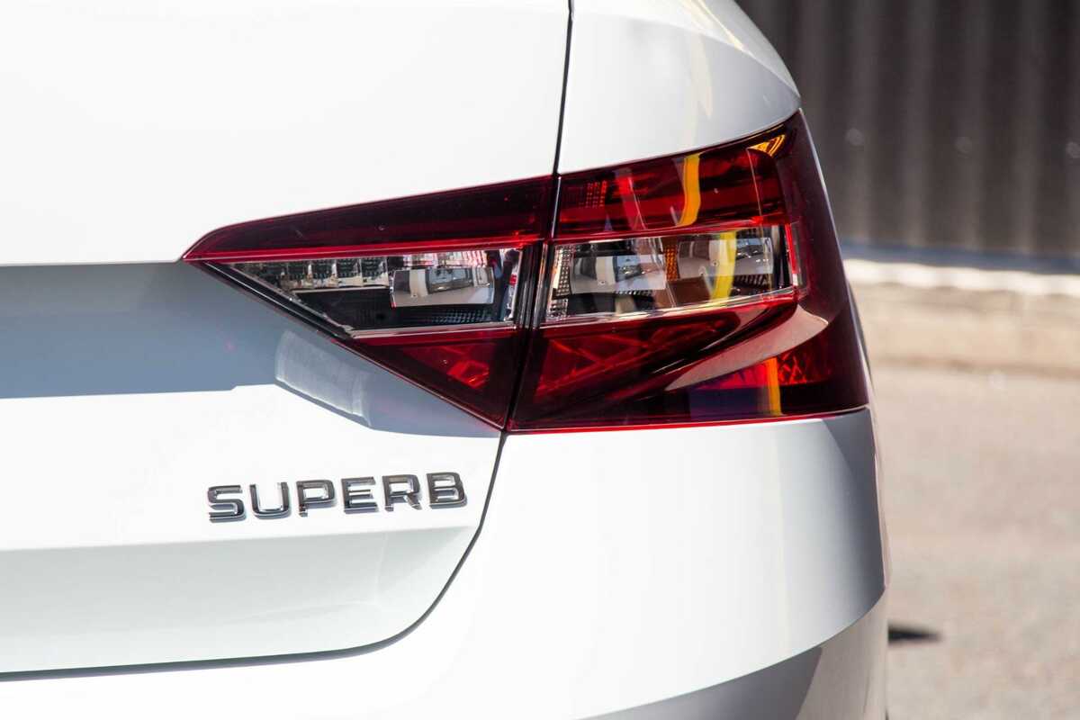 2017 SKODA Superb 162TSI NP
