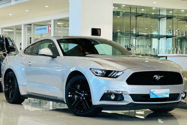 2016 Ford Mustang  FM