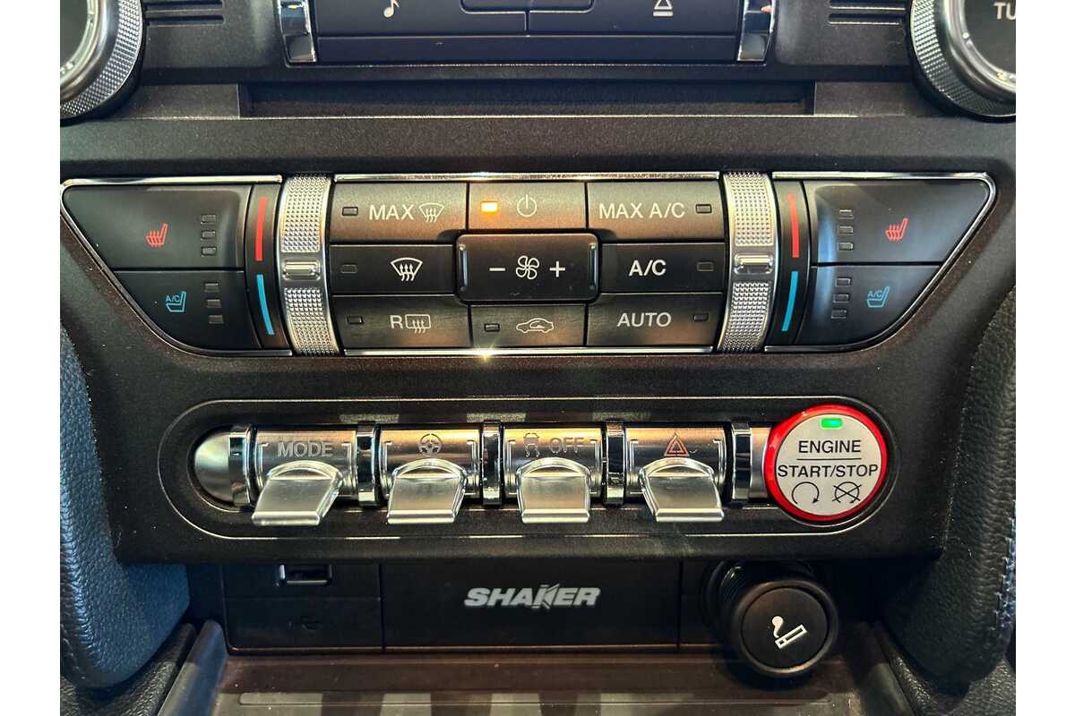 2016 Ford Mustang  FM