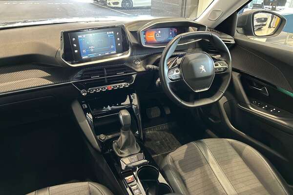 2021 Peugeot 2008 Allure P24