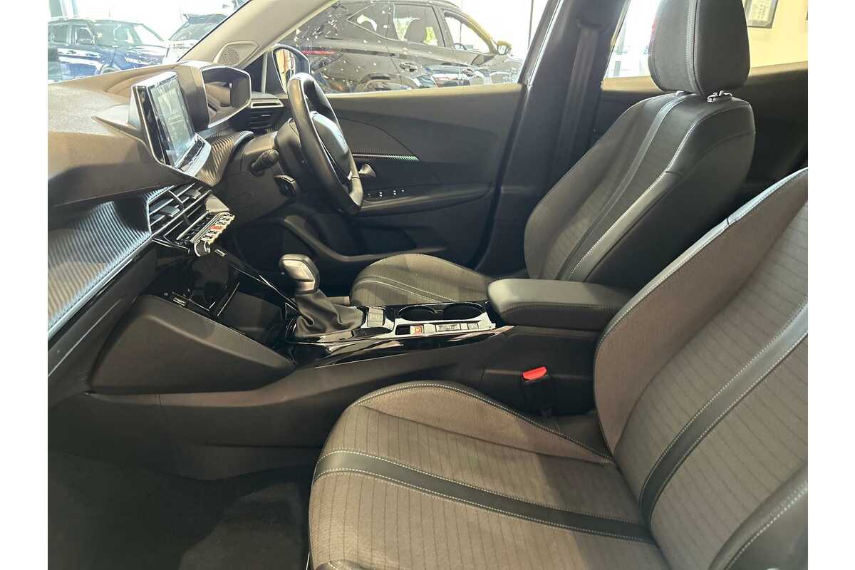 2021 Peugeot 2008 Allure P24