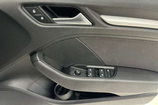 2018 Audi A3  8V