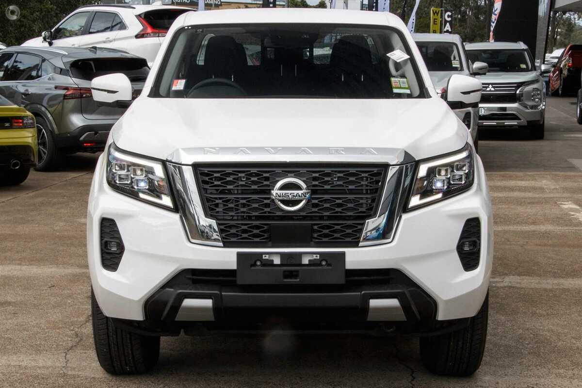 2023 Nissan Navara ST D23