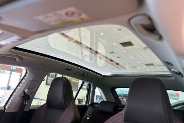 2015 SKODA Rapid Ambition NH