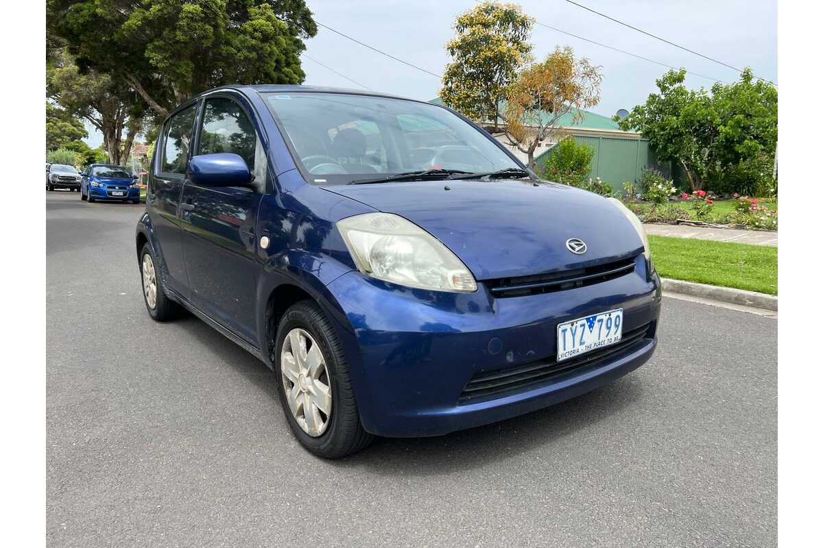 2005 Daihatsu Sirion  M301RS