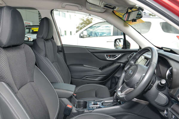 2019 Subaru Forester 2.5i Premium S5
