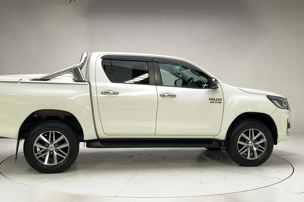 2019 Toyota Hilux SR5 GUN126R