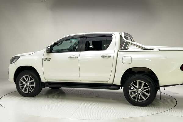 2019 Toyota Hilux SR5 GUN126R