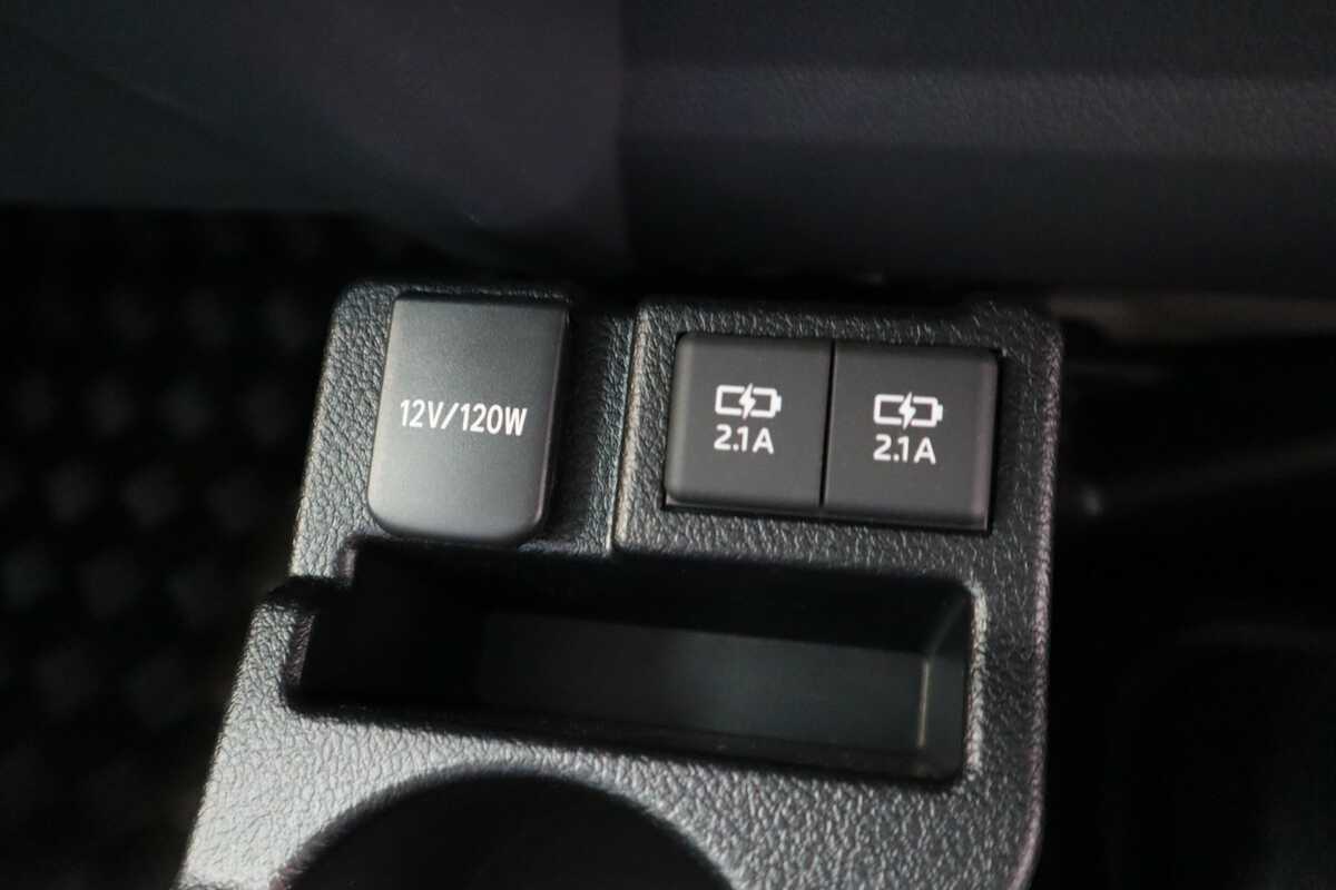 2023 Toyota LandCruiser 70 LC Military GXL 4.5L Tual Troop Carrier 7C 001 7C25140B0