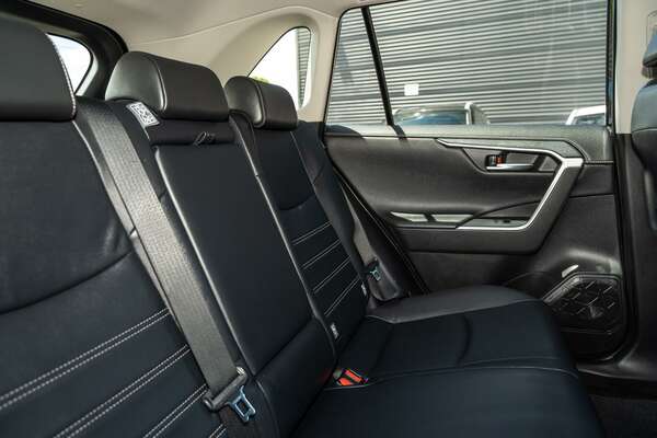 2020 Toyota RAV4 Cruiser AXAH54R