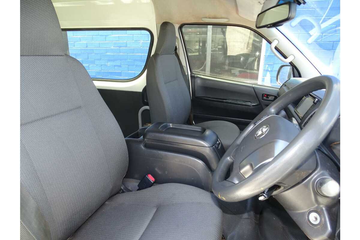 2019 Toyota Hiace Commuter KDH223R