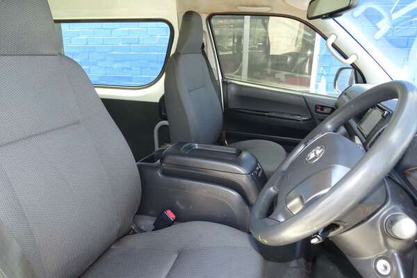 2019 Toyota Hiace Commuter KDH223R