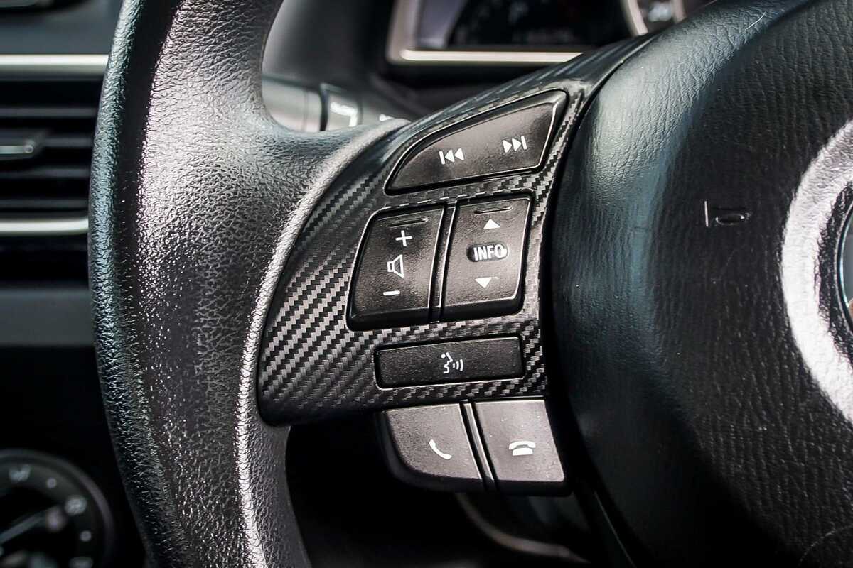 2015 Mazda 3 Neo BM5278