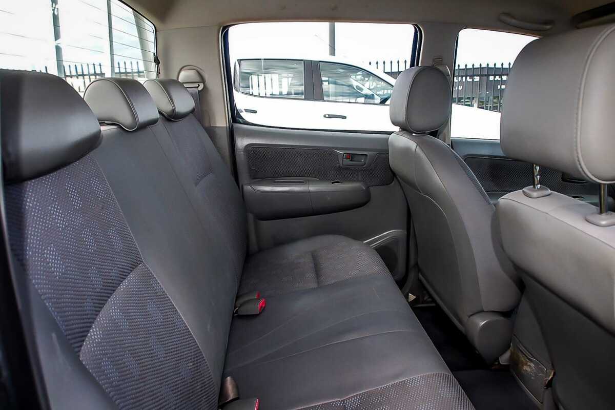 2010 Toyota Hilux SR KUN16R