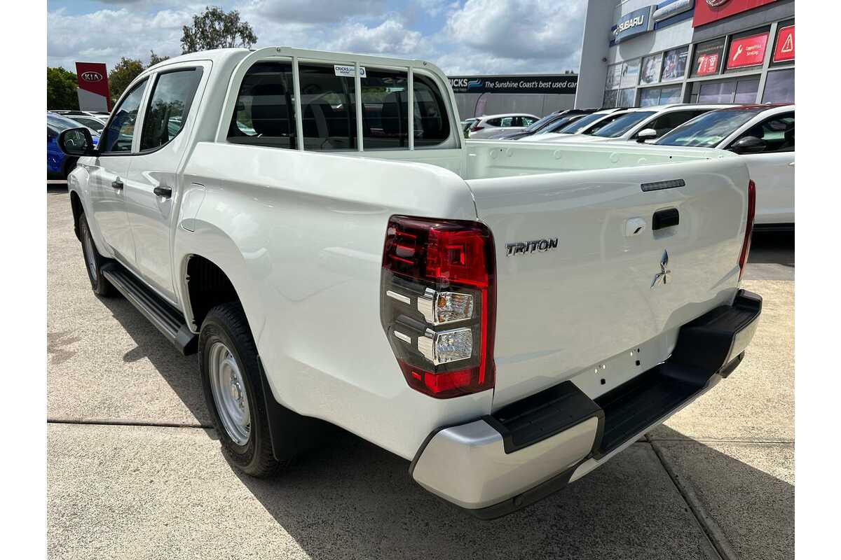 2023 Mitsubishi Triton GLX MR