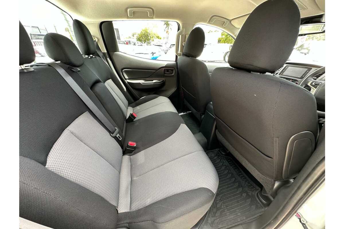 2023 Mitsubishi Triton GLX MR