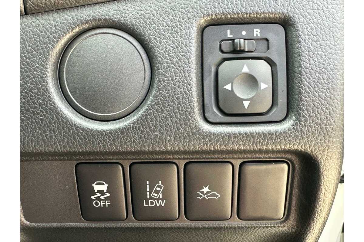2023 Mitsubishi Triton GLX MR