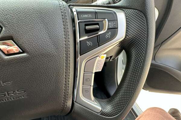 2023 Mitsubishi Triton GLX MR