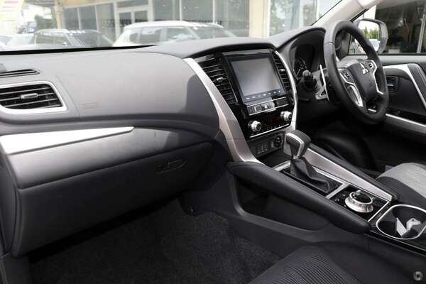 2023 Mitsubishi Pajero Sport GLS QF