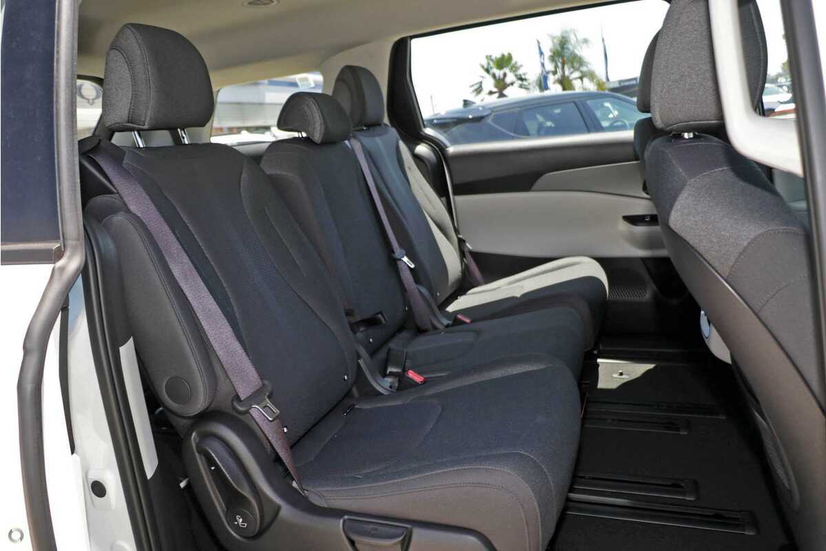 2023 Kia Carnival S KA4