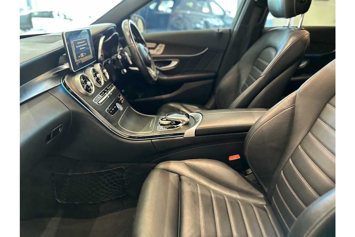 2015 Mercedes Benz C-Class C250 S205