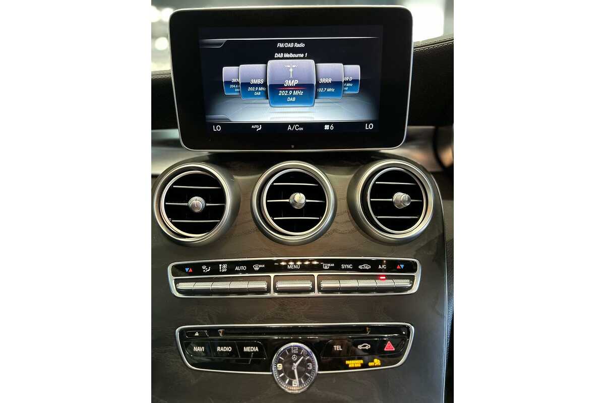 2015 Mercedes Benz C-Class C250 S205