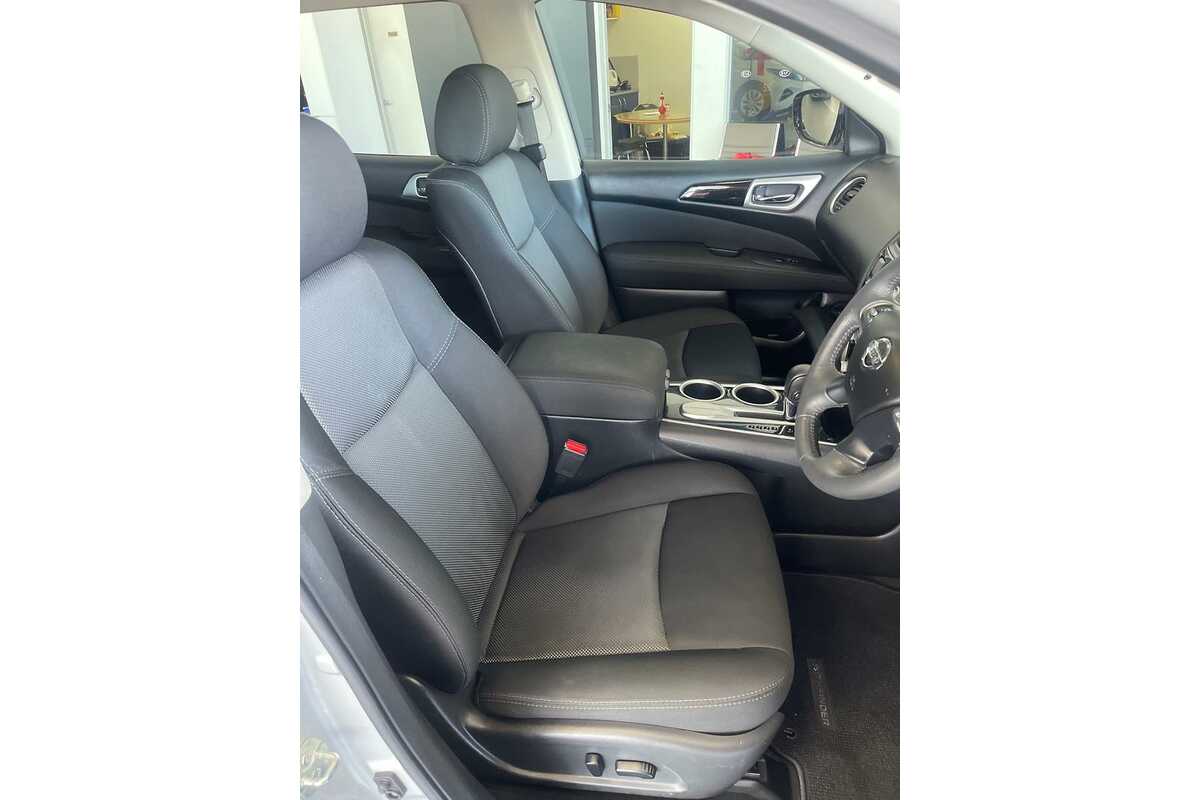 2018 Nissan Pathfinder ST R52 Series II