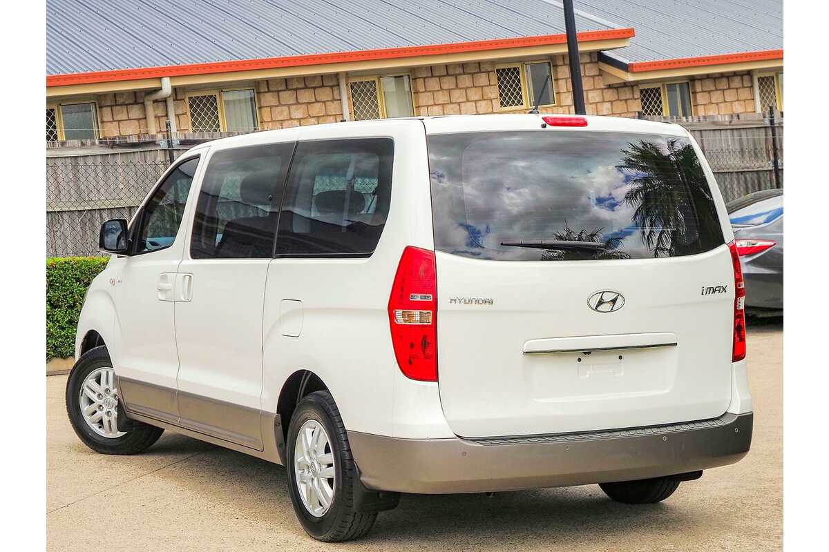 2015 Hyundai iMax  TQ3-W Series II