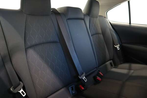 2021 Toyota Corolla Sedan Hybrid Ascent Sport 1.8L001 4390580A0