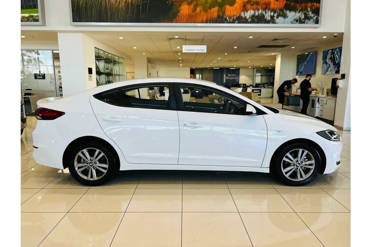2018 Hyundai Elantra Active AD